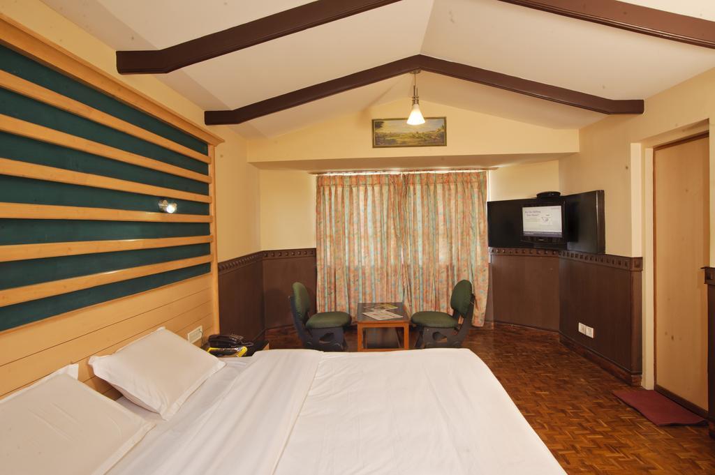 Hilltop Towers Kodaikanal Bilik gambar